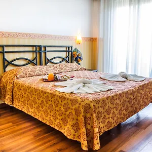 Consul - Family Hotel