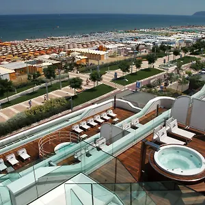 Trampolines Hotel