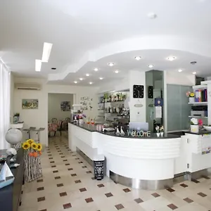 Tosi Hotel