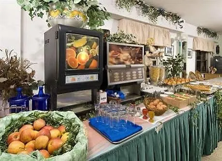 Hotel Strand Riccione 3*,